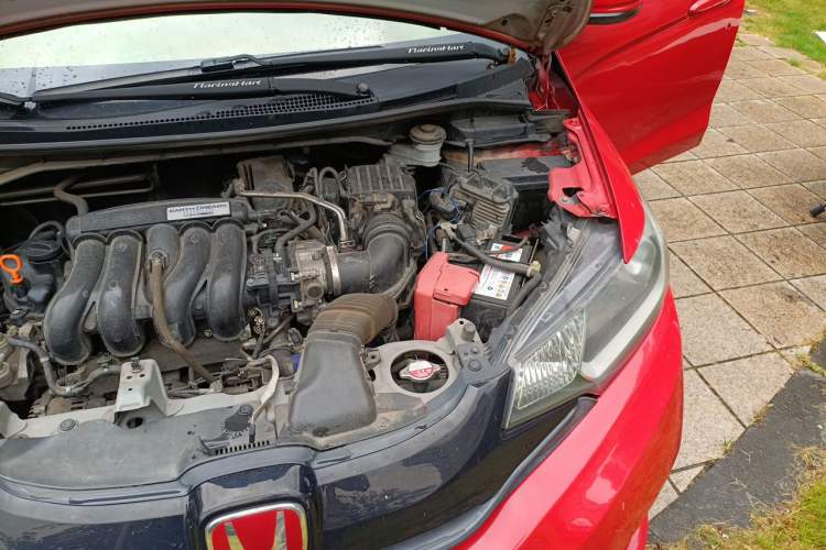 Used Honda Fit 2016 1.5L LX Manual Comfort Model Engine Bay Left