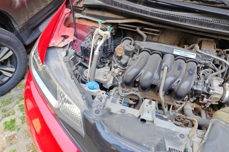 Used Honda Fit 2016 1.5L LXS CVT Comfort Sunroof Version Engine Bay Right