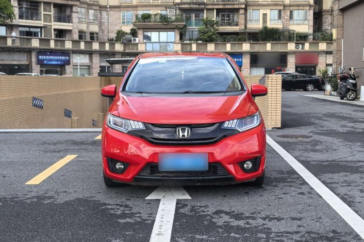 Used Honda Fit 2016 1.5L LXS CVT Comfort Sunroof Version Exterior 4