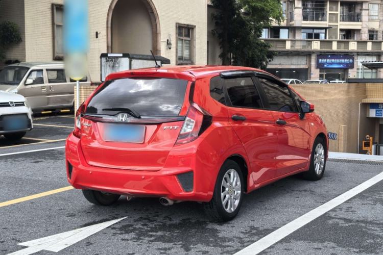 Used Honda Fit 2016 1.5L LXS CVT Comfort Sunroof Version Exterior 7