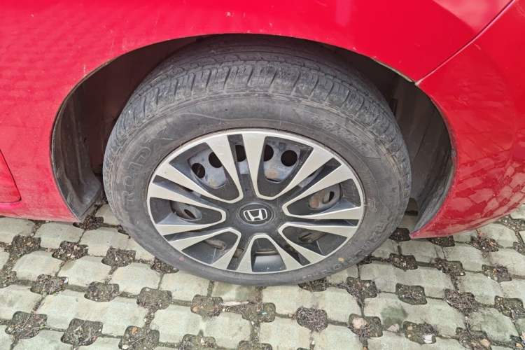 Used Honda Fit 2016 1.5L LX CVT Comfort Model Exterior 7