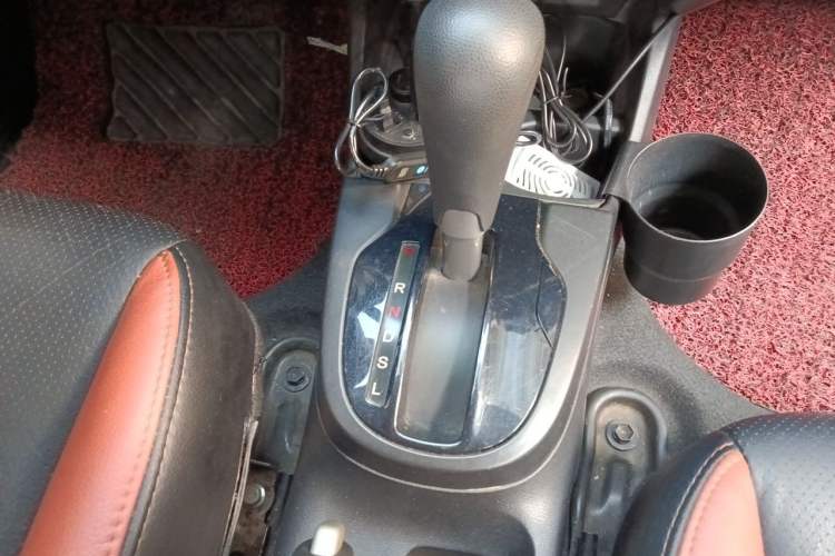 Used Honda Fit 2016 1.5L LX CVT Comfort Model Gear Lever