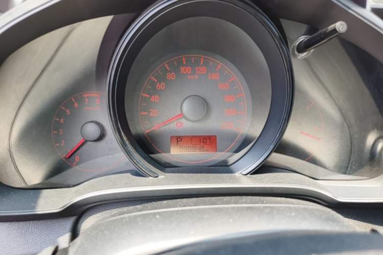 Used Honda Fit 2016 1.5L LX CVT Comfort Model Instrument Cluster