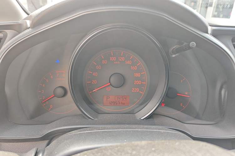 Used Honda Fit 2016 1.5L LX CVT Comfort Model Instrument Cluster