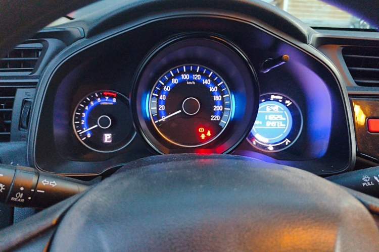 Used Honda Fit 2016 1.5L LXS CVT Comfort Sunroof Version Instrument Cluster