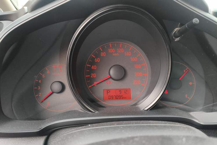 Used Honda Fit 2016 1.5L LX CVT Comfort Model Instrument Cluster