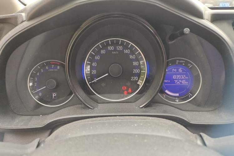 Used Honda Fit 2016 1.5L LXS CVT Comfort Sunroof Version Instrument Cluster