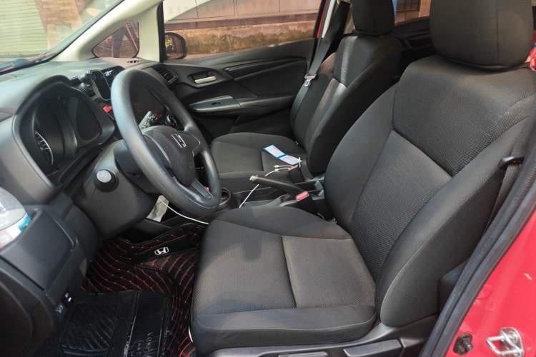 Used Honda Fit 2016 1.5L LX CVT Comfort Model Left Front Seat