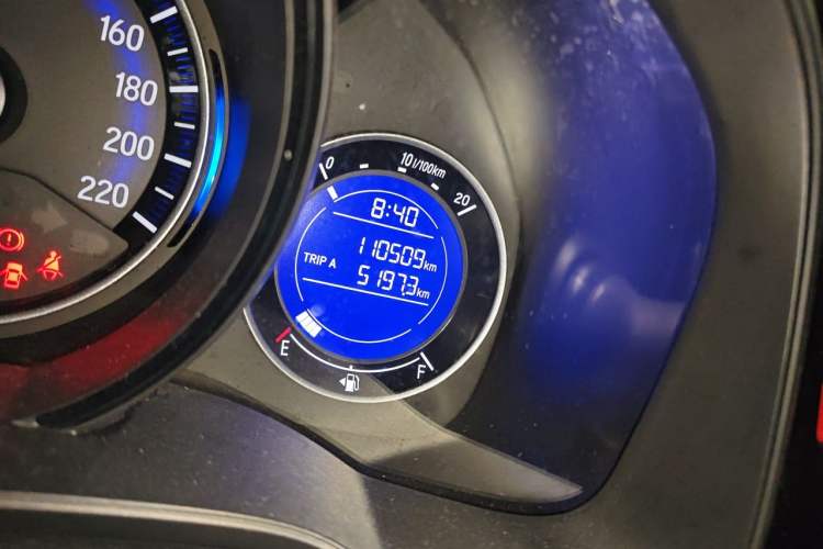 Used Honda Fit 2016 1.5L LXS CVT Comfort Sunroof Version Odometer Close Up