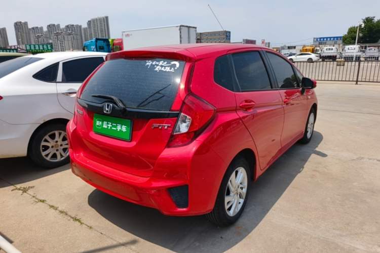Used Honda Fit 2016 1.5L LX CVT Comfort Model Rear Right 45 Deg