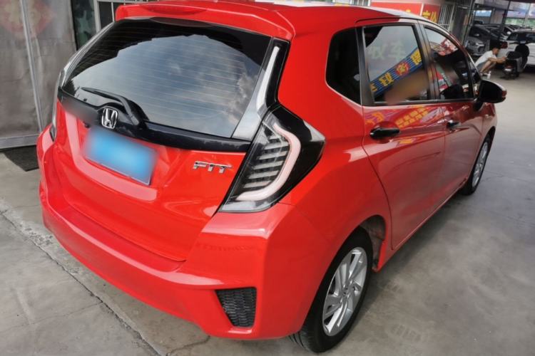 Used Honda Fit 2016 1.5L LX Manual Comfort Model Rear Right 45 Deg