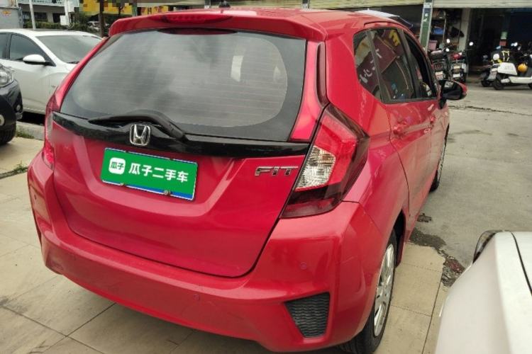 Used Honda Fit 2016 1.5L LX CVT Comfort Model Rear Right 45 Deg