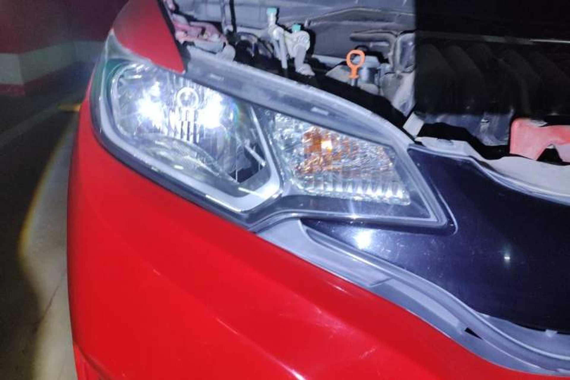 Used Honda Fit 2016 1.5L LX CVT Comfort Model Right Front Headlight