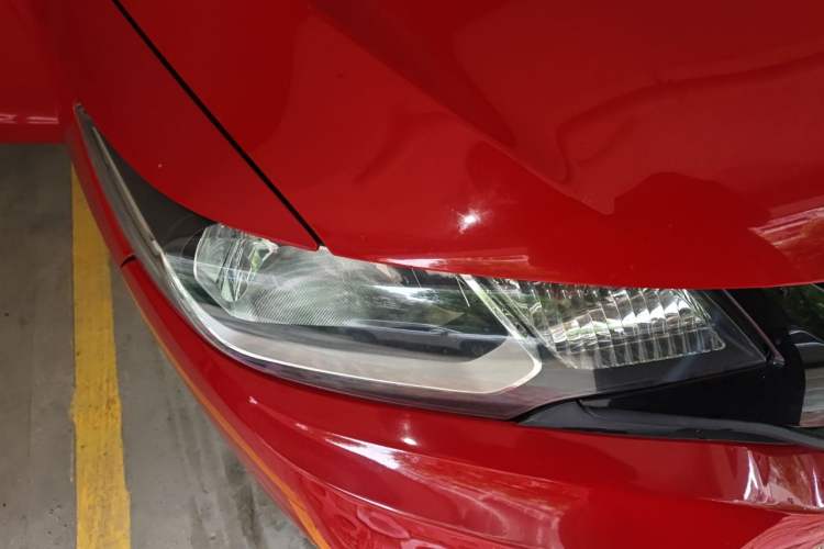 Used Honda Fit 2016 1.5L LXS CVT Comfort Sunroof Version Right Front Headlight