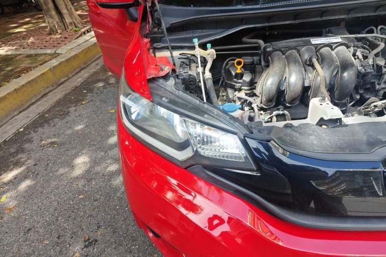 Used Honda Fit 2016 1.5L LX CVT Comfort Model Right Front Headlight