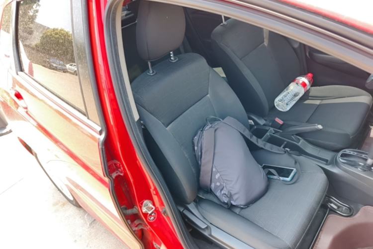 Used Honda Fit 2016 1.5L LX CVT Comfort Model Right Front Seat