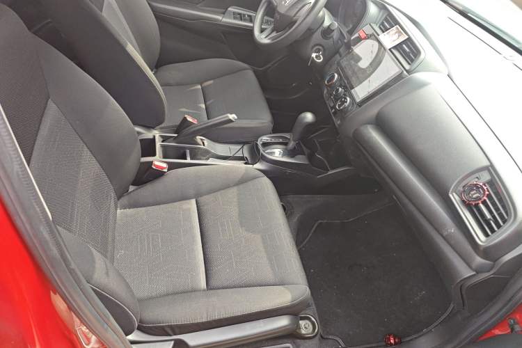 Used Honda Fit 2016 1.5L LX CVT Comfort Model Right Front Seat