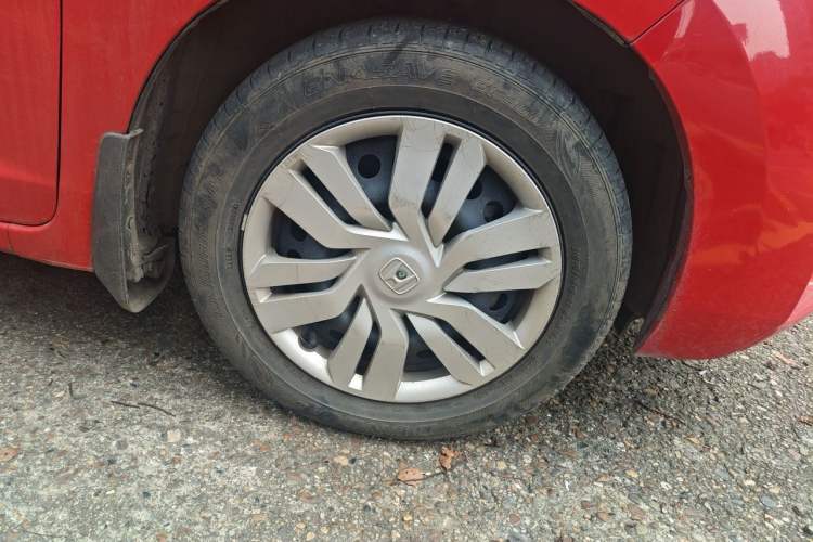 Used Honda Fit 2016 1.5L LXS CVT Comfort Sunroof Version Right Front Wheel Hub