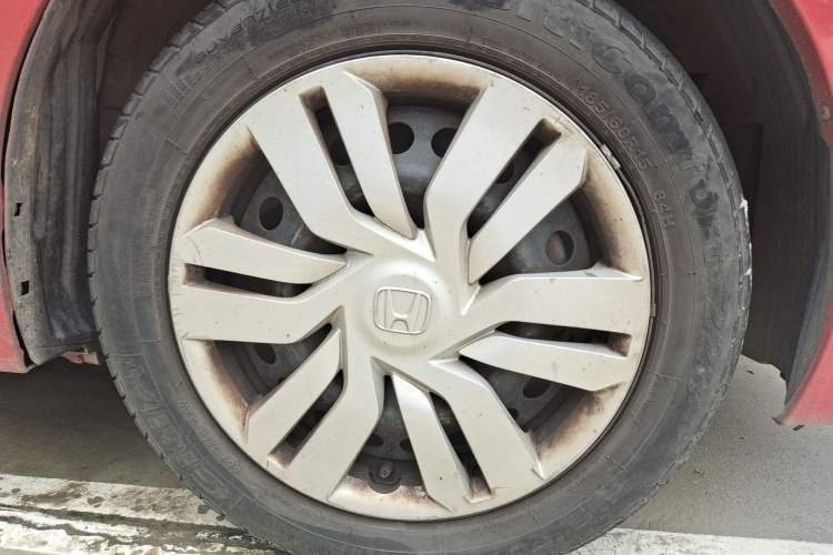 Used Honda Fit 2016 1.5L LXS CVT Comfort Sunroof Version Right Front Wheel Hub