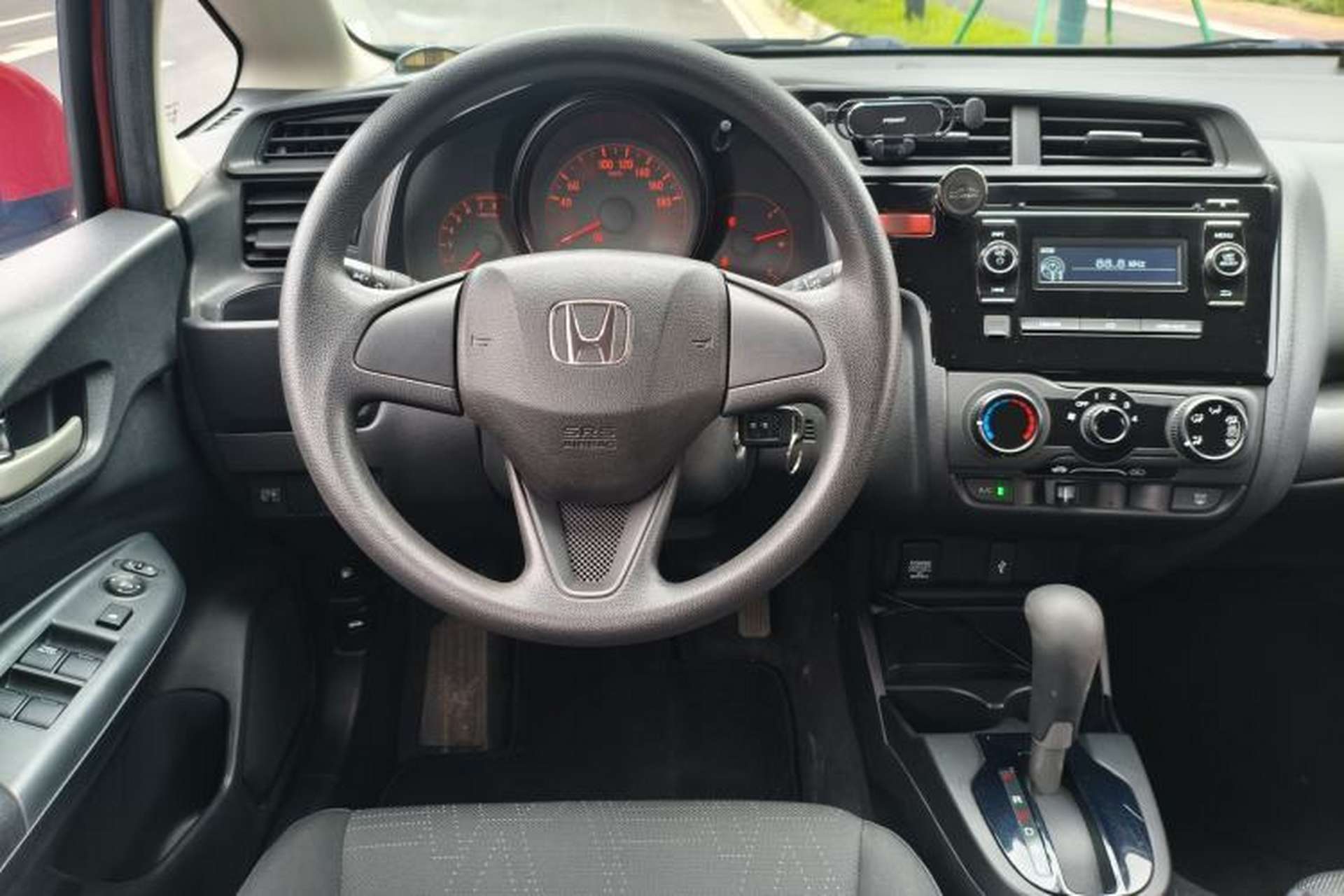 Used Honda Fit 2016 1.5L LX CVT Comfort Model Steering Wheel