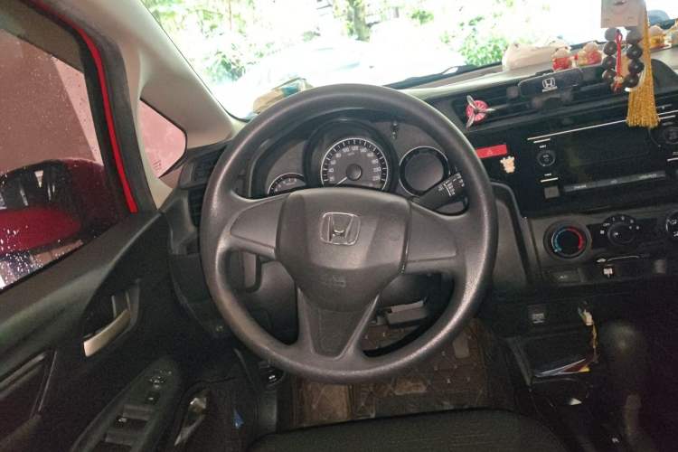 Used Honda Fit 2016 1.5L LXS CVT Comfort Sunroof Version Steering Wheel