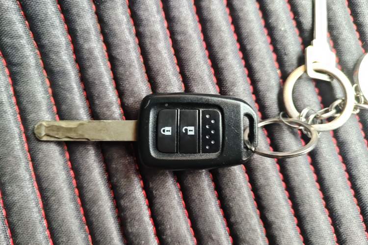 Used Honda Fit 2016 1.5L LXS CVT Comfort Sunroof Version Vehicle Key