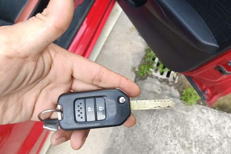 Used Honda Fit 2016 1.5L LX CVT Comfort Model Vehicle Key