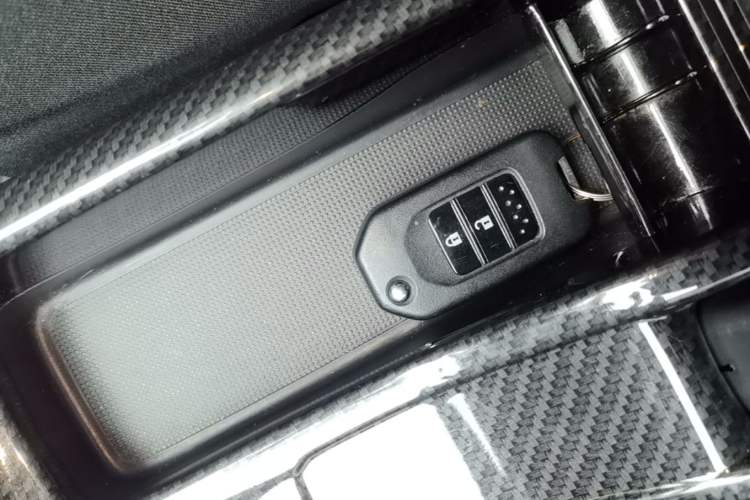 Used Honda Fit 2016 1.5L LXS CVT Comfort Sunroof Version Vehicle Key