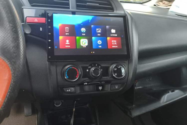 Used Honda Fit 2016 1.5L LX Manual Comfort Model Audio And AC Panel