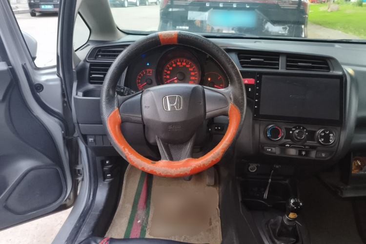 Used Honda Fit 2016 1.5L LX Manual Comfort Model Center Console