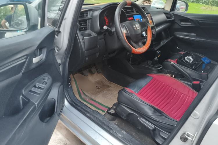 Used Honda Fit 2016 1.5L LX Manual Comfort Model Driver Seat
