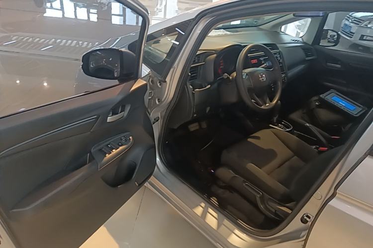 Used Honda Fit 2016 1.5L LX CVT Comfort Model Driver Seat