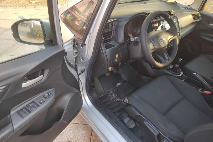 Used Honda Fit 2016 1.5L LX Manual Comfort Model Driver Seat