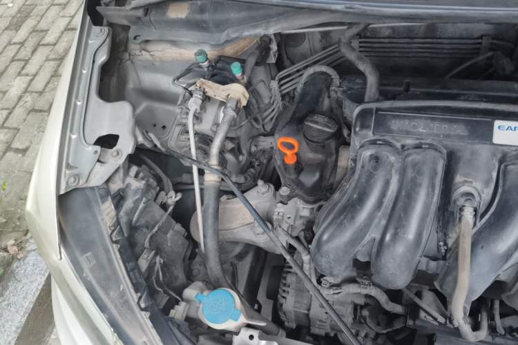 Used Honda Fit 2016 1.5L LX Manual Comfort Model Engine Bay Right