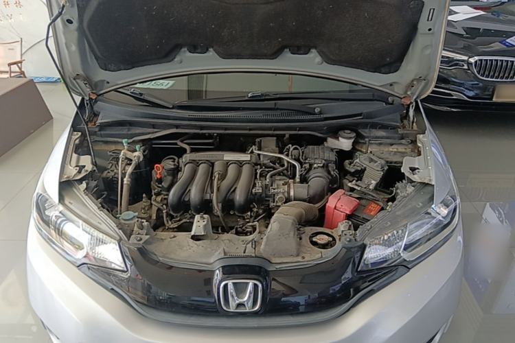 Used Honda Fit 2016 1.5L LXS CVT Comfort Sunroof Version Engine Bay