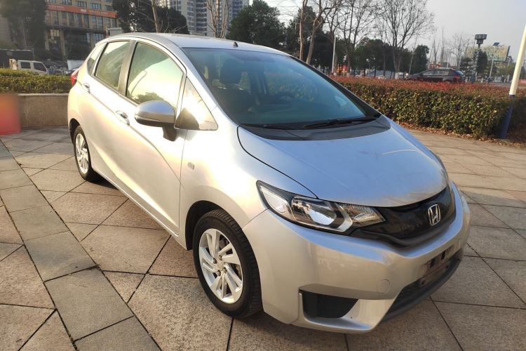 Used Honda Fit 2016 1.5L LX Manual Comfort Model Front Right 45 Deg