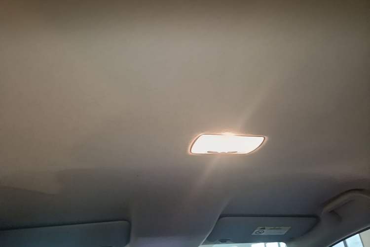 Used Honda Fit 2016 1.5L LX CVT Comfort Model Headliner