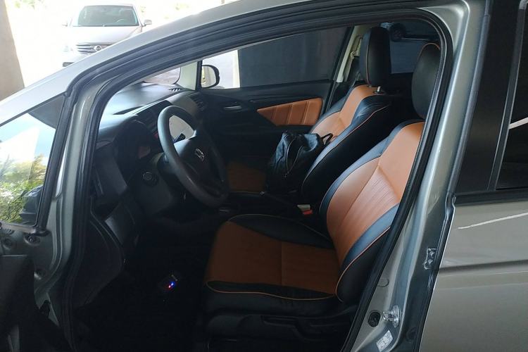 Used Honda Fit 2016 1.5L LX CVT Comfort Model Left Front Seat