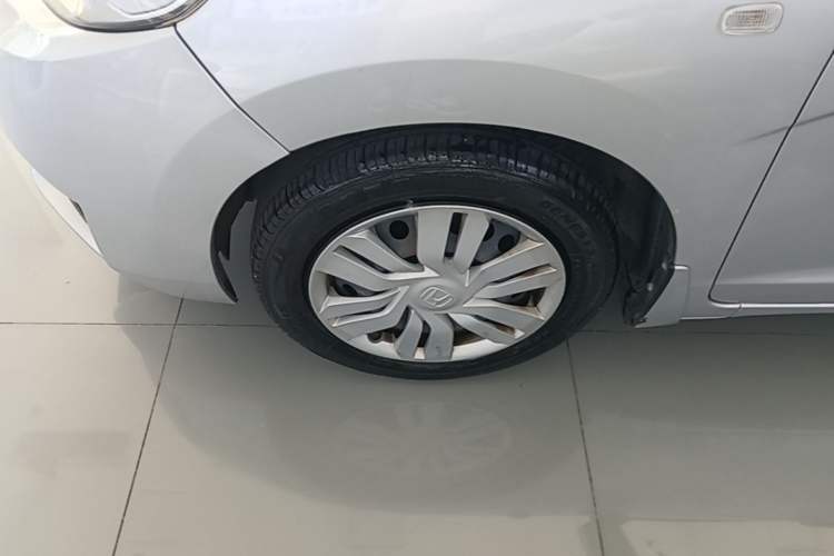Used Honda Fit 2016 1.5L LXS CVT Comfort Sunroof Version Left Front Wheel Hub