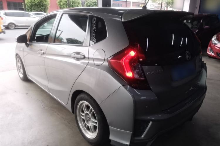 Used Honda Fit 2016 1.5L LX CVT Comfort Model Rear Left 45 Deg