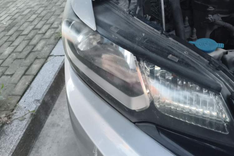 Used Honda Fit 2016 1.5L LX Manual Comfort Model Right Front Headlight