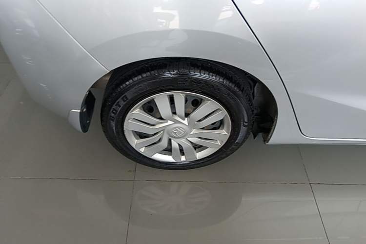 Used Honda Fit 2016 1.5L LXS CVT Comfort Sunroof Version Right Rear Wheel Hub