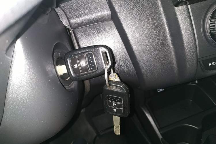Used Honda Fit 2016 1.5L LX CVT Comfort Model Vehicle Key