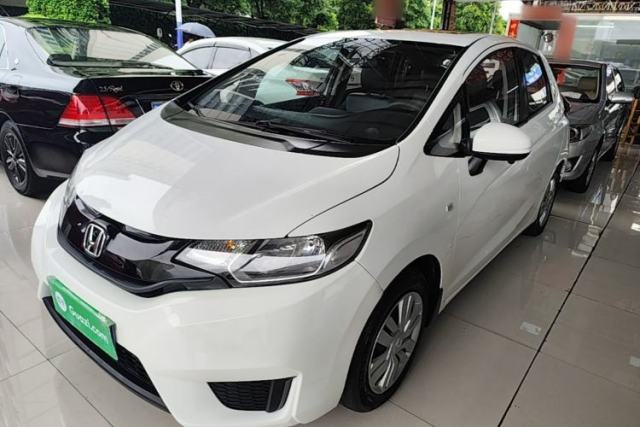 Used Honda Fit 2016 1.5L LXS CVT Comfort Sunroof Version
