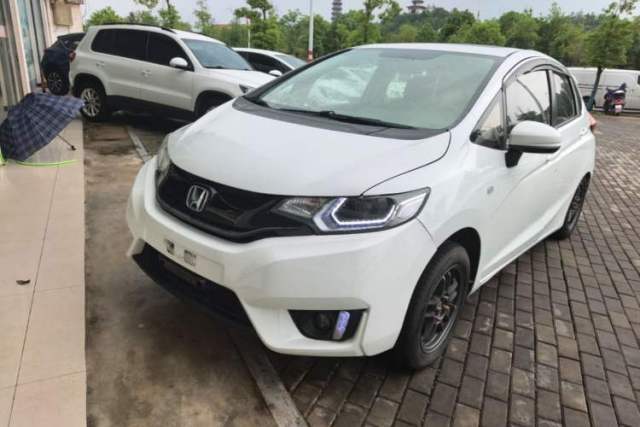 Used Honda Fit 2016 1.5L LXS CVT Comfort Sunroof Version