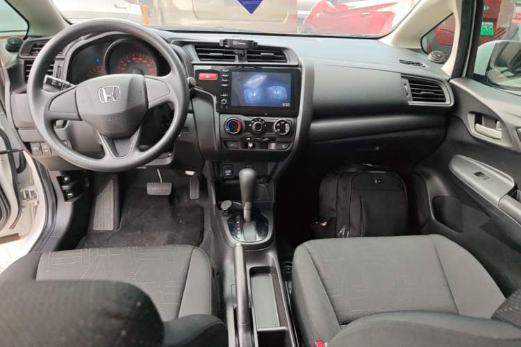 Used Honda Fit 2016 1.5L LX CVT Comfort Model Audio And AC Panel