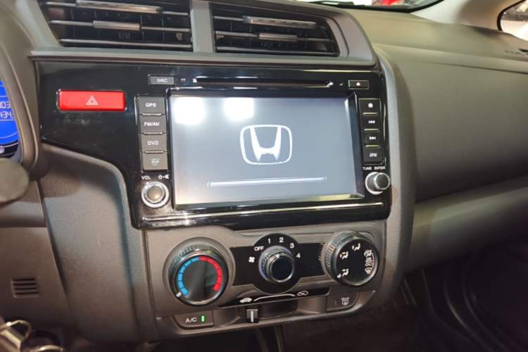 Used Honda Fit 2016 1.5L LXS CVT Comfort Sunroof Version Audio And AC Panel