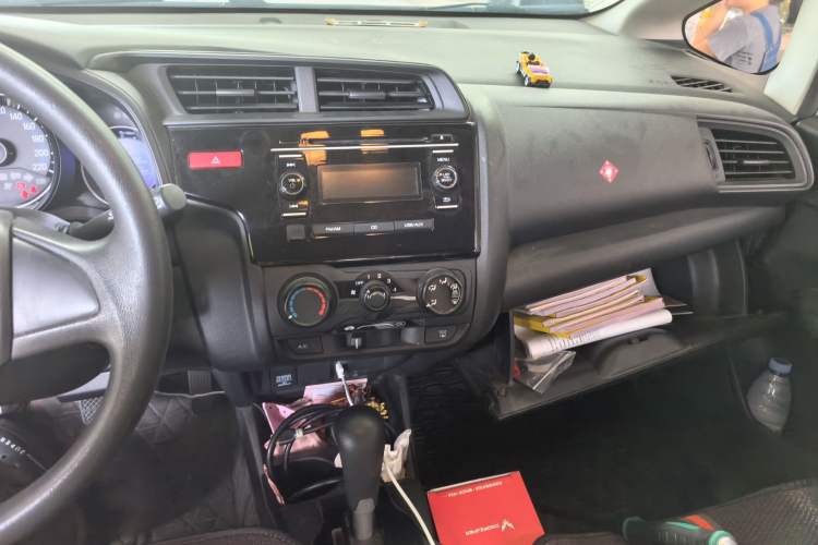 Used Honda Fit 2016 1.5L LXS CVT Comfort Sunroof Version Audio And AC Panel