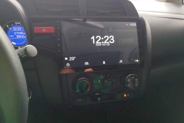 Used Honda Fit 2016 1.5L LXS CVT Comfort Sunroof Version Audio And AC Panel