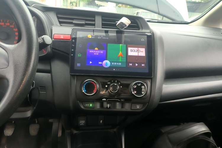 Used Honda Fit 2016 1.5L LX Manual Comfort Model Audio And AC Panel